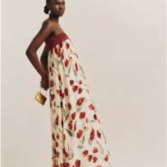 Reformation Dresses & Skirts - Reformation Maribelle Strapless Cream Chiffon Fabric